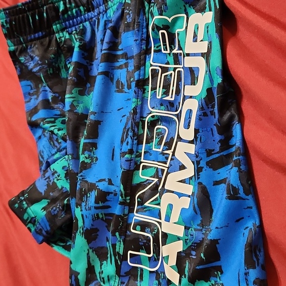 Under Armour Youth Boy Shorts (three pair) - Picture 8 of 8